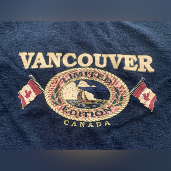 Vintage Style Vancouver Graphic T Shirt - Picture 3 of 4